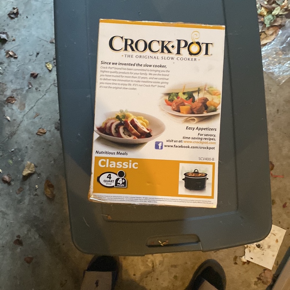 Small Croc-Pot - Picture 4 of 7